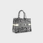 Christian Dior - Image 2